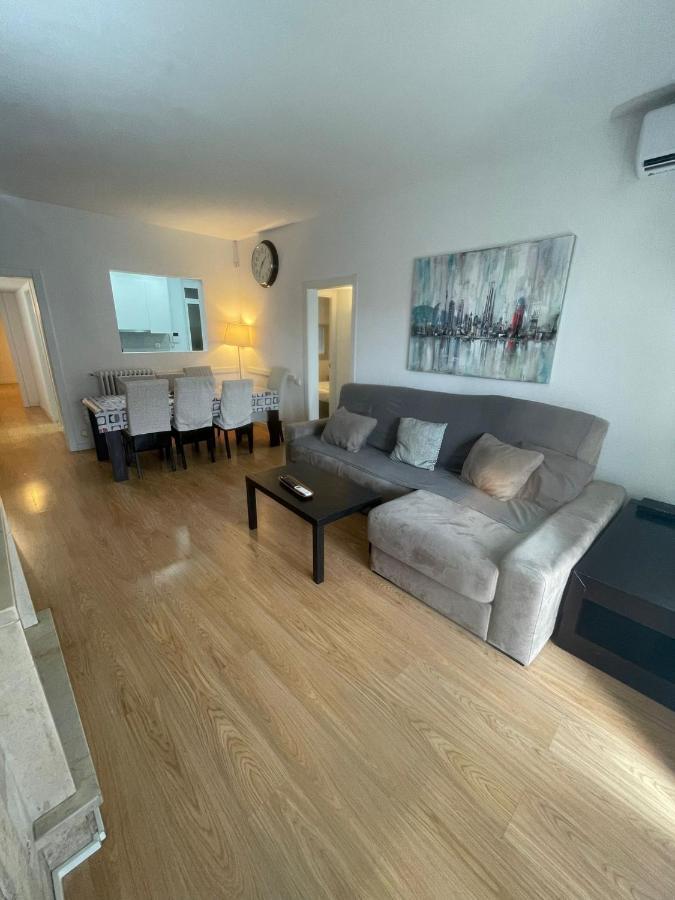 Family-Friendly Home In Central Barcelona 4Bdr Bagian luar foto