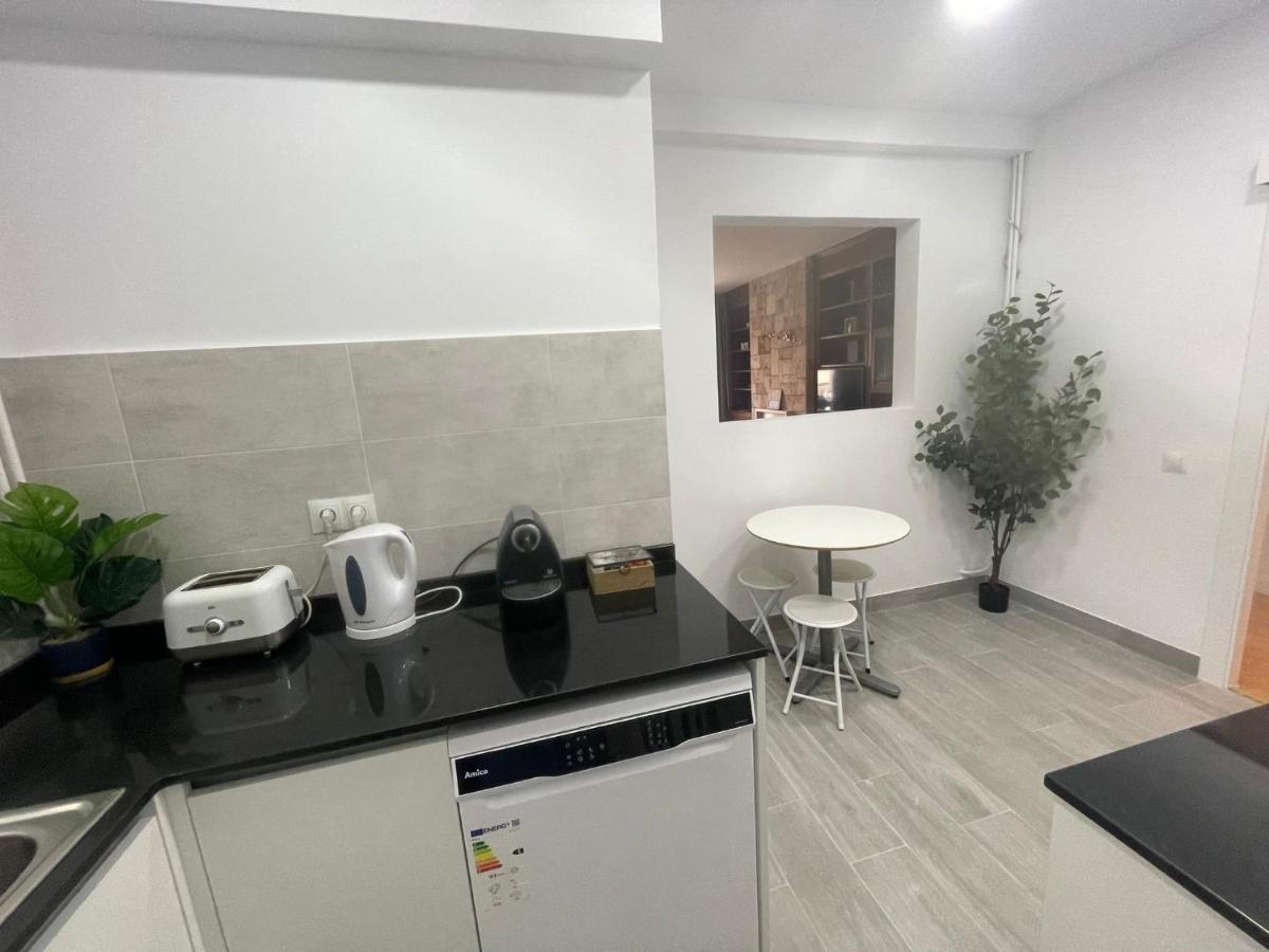 Family-Friendly Home In Central Barcelona 4Bdr Bagian luar foto
