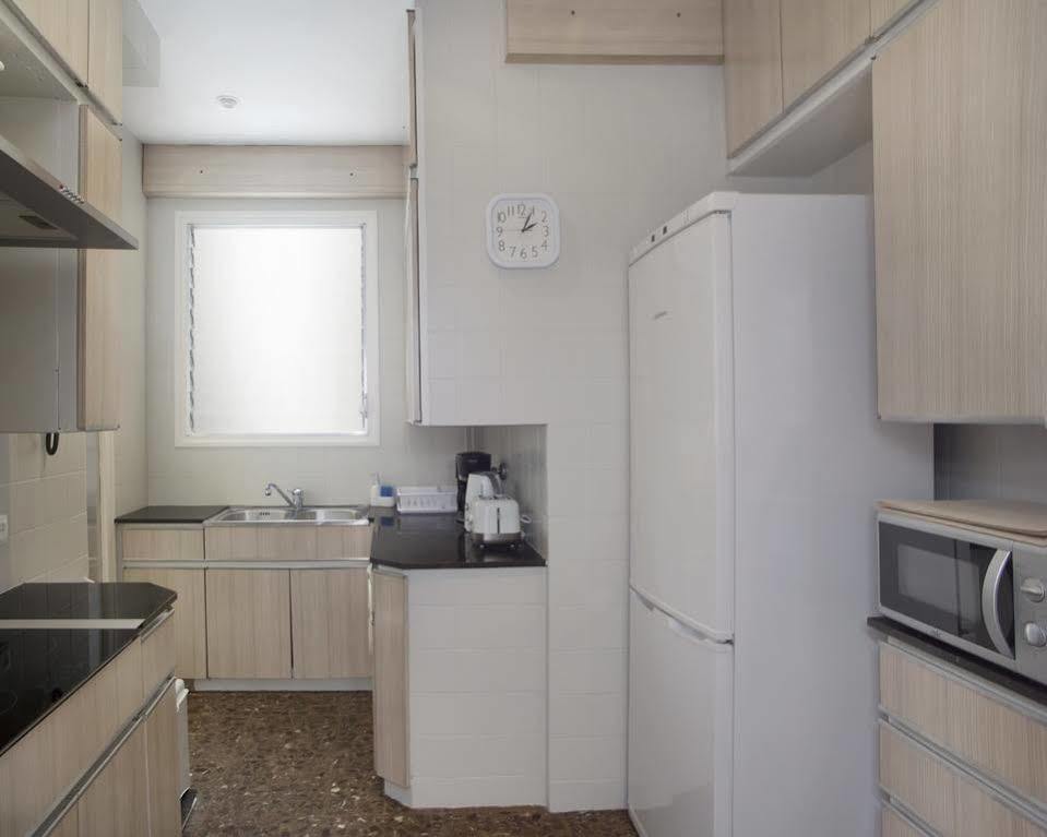 Family-Friendly Home In Central Barcelona 4Bdr Bagian luar foto
